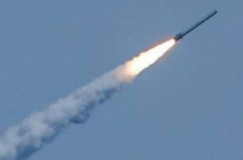 Україна відбилася від ракет та безпілотників: де пролунали вибухи